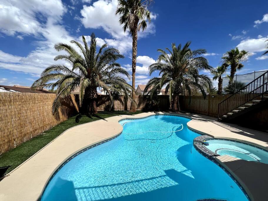 Caramelize Life With A Stay At 908 Carmel Shores Las Vegas Exterior photo